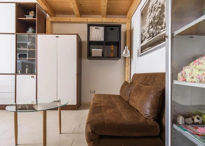 Charming Nest In The Heart Of Milano-Isola